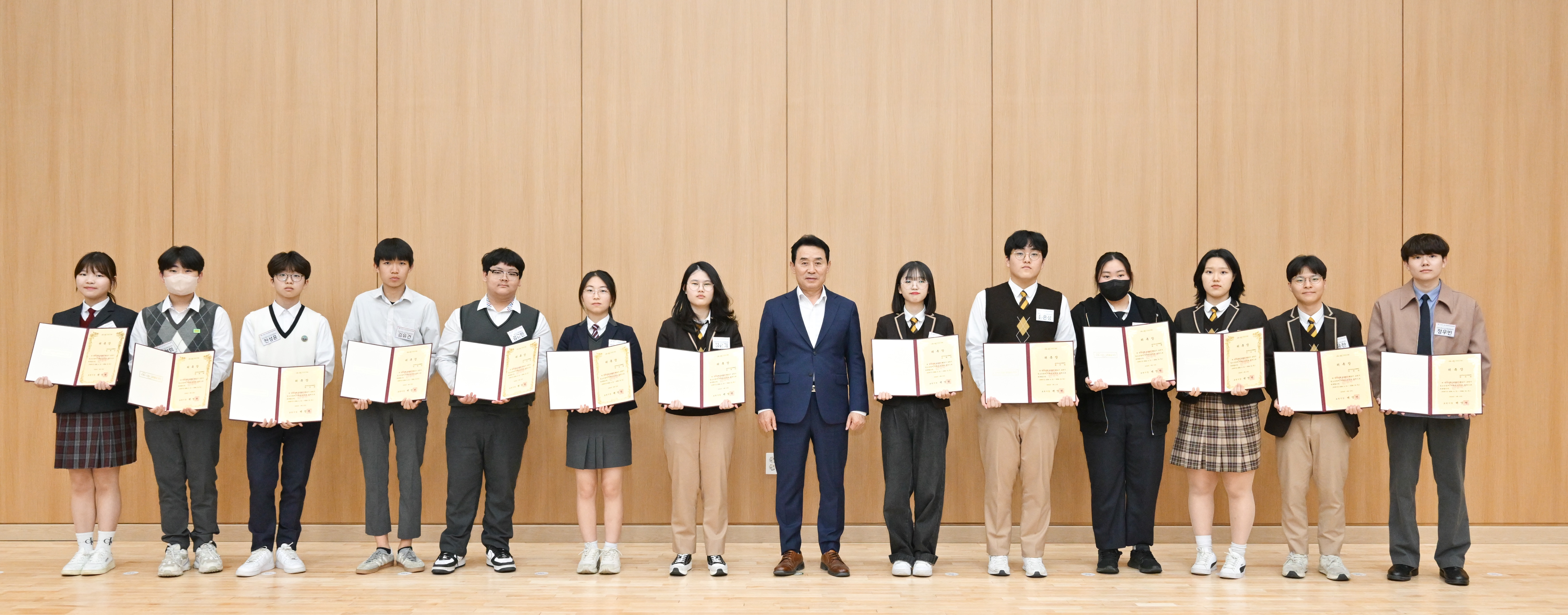 청소년참여위원회 사진2